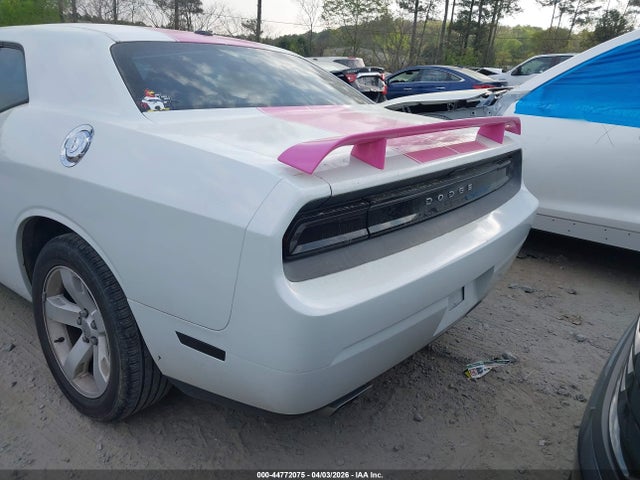 Dodge Challenger Sxt