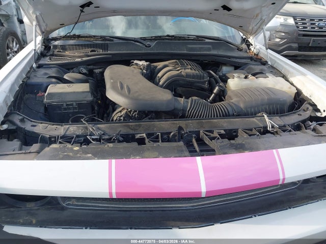 Dodge Challenger Sxt
