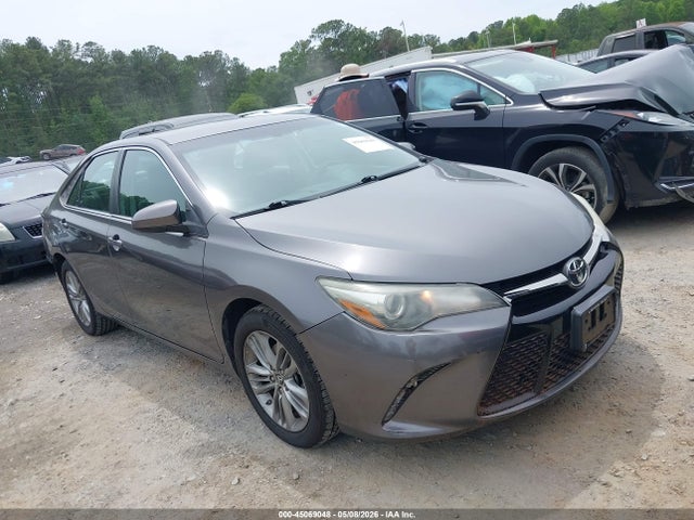 Salvage Toyota Camry Image