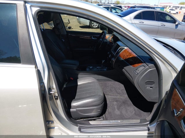Hyundai Equus Signature
