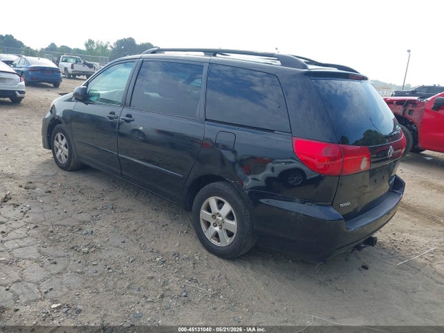 Toyota Sienna Xle