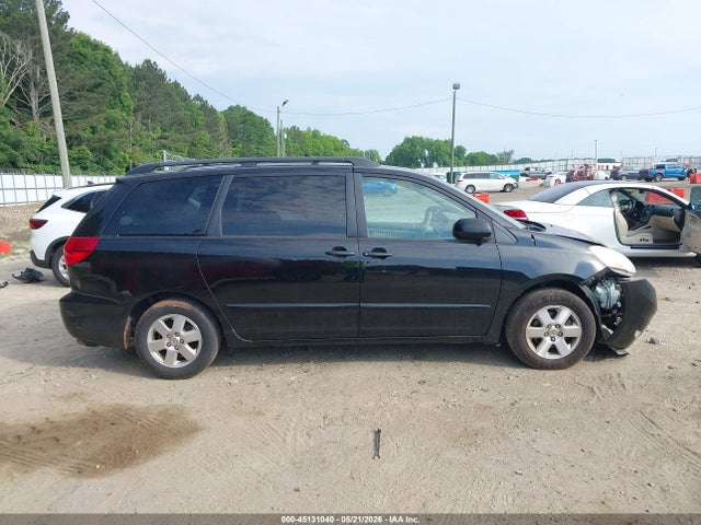 Toyota Sienna Xle