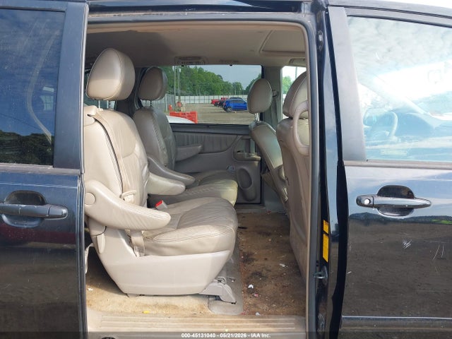 Toyota Sienna Xle