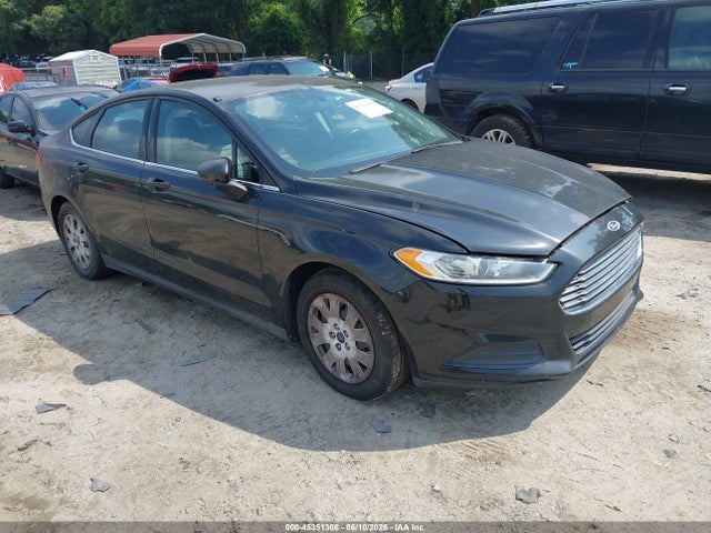 Salvage Ford Fusion Image