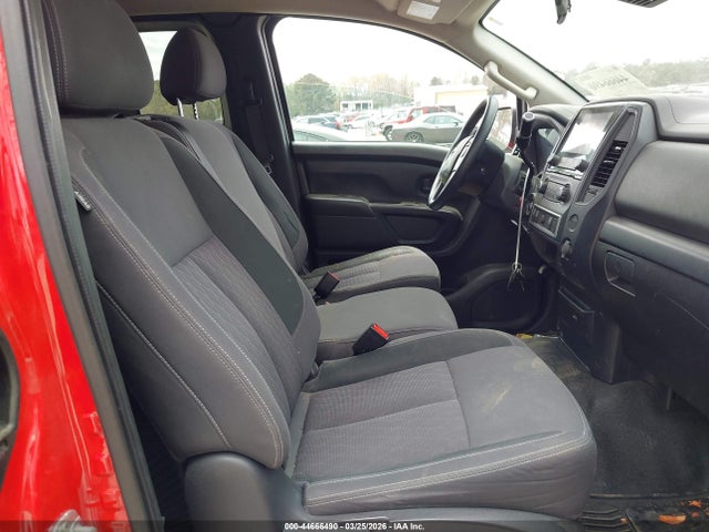 Nissan Titan King Cab S 4x2