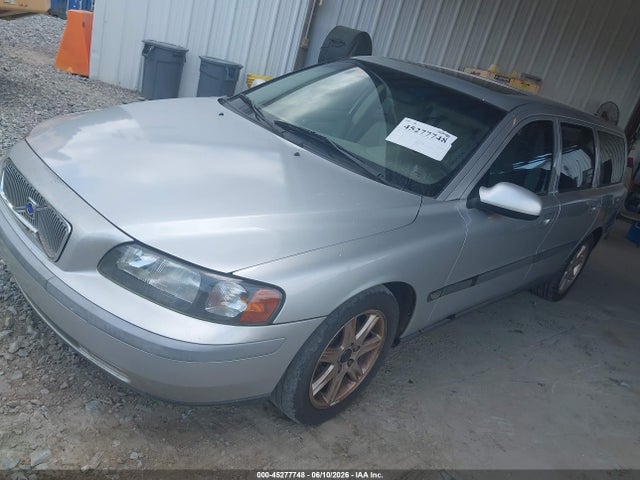 Volvo V70 2.4