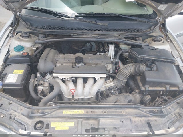 Volvo V70 2.4