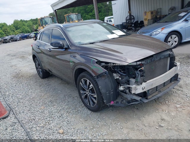 Salvage INFINITI Qx Image