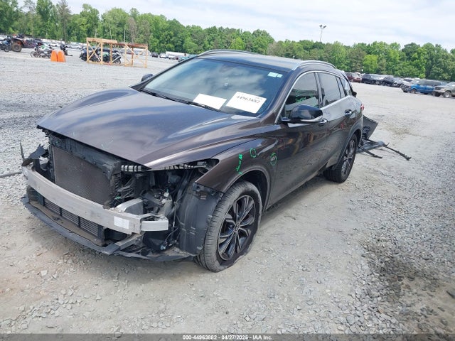 INFINITI Qx Luxe