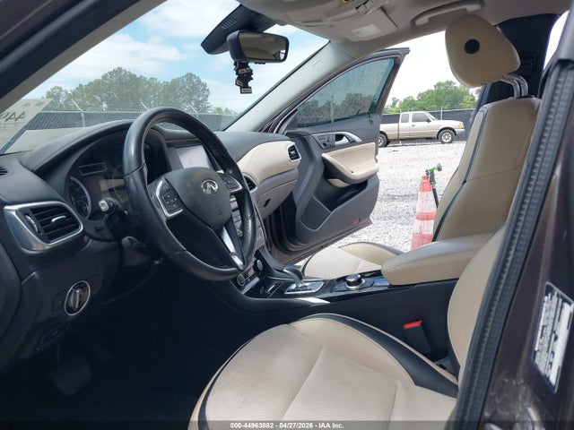 INFINITI Qx Luxe