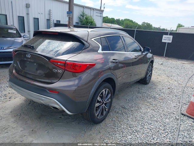 INFINITI Qx Luxe