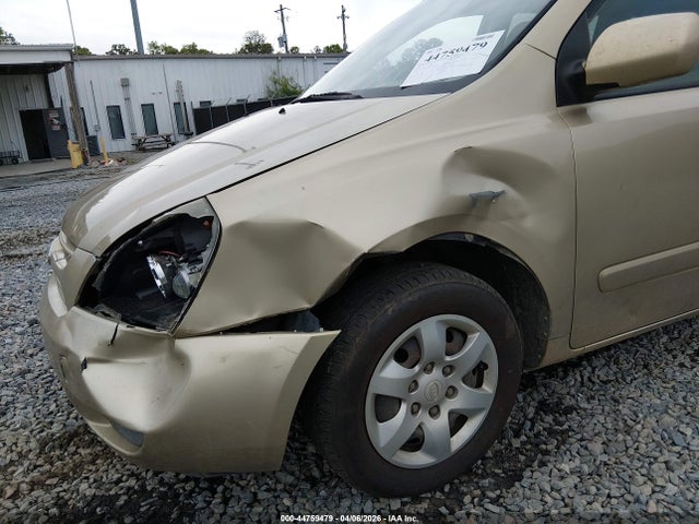 Kia Sedona Lx