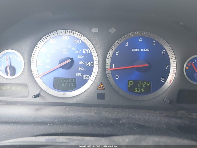 Volvo V70 R