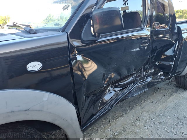 Nissan Frontier Standard