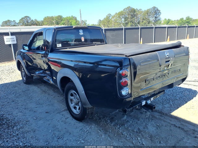 Nissan Frontier Standard