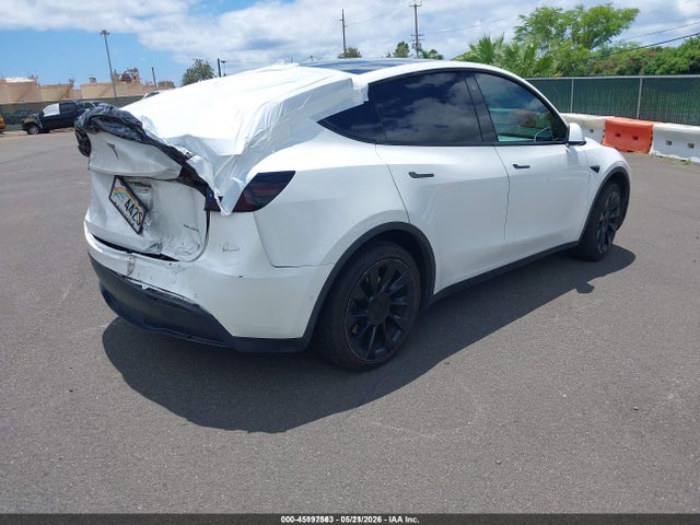 Tesla Model Y Long Range Dual Motor All-wheel Drive