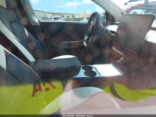 Tesla Model Y Long Range Dual Motor All-wheel Drive