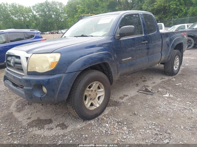 Toyota Tacoma Base V6
