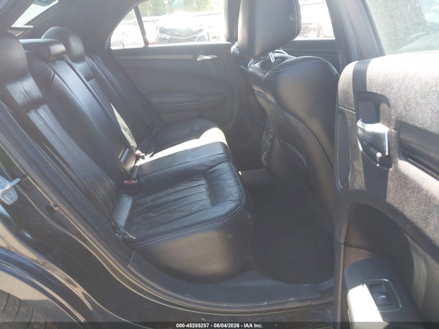 Chrysler 300 S V6