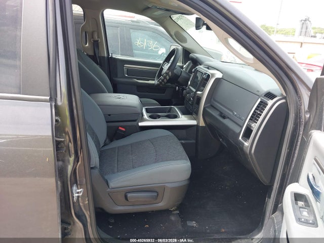 Ram 1500 Big Horn  4x4 5'7 Box