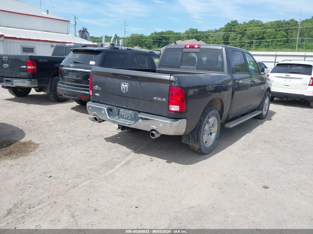 Ram 1500 Big Horn  4x4 5'7 Box
