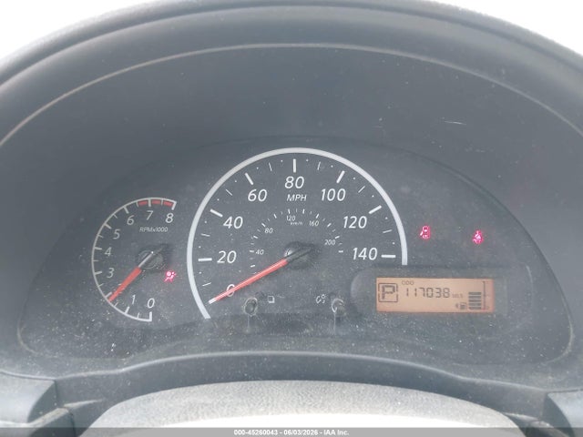 Nissan Versa 1.6 S+