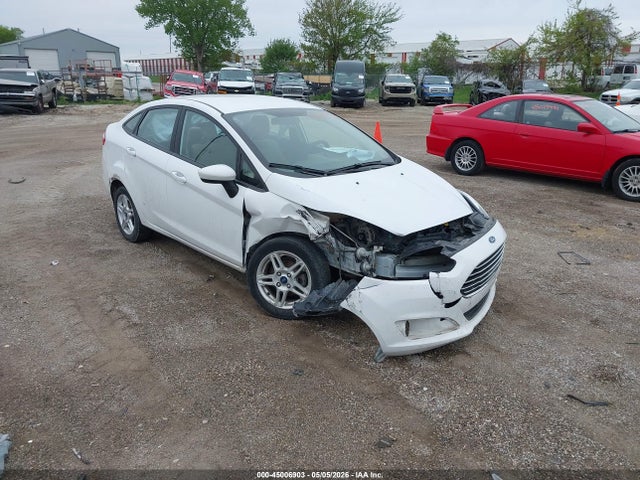 Salvage Ford Fiesta Image