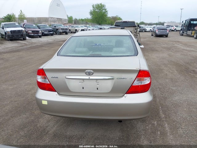 Toyota Camry Le
