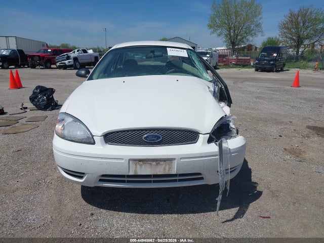Ford Taurus Ses
