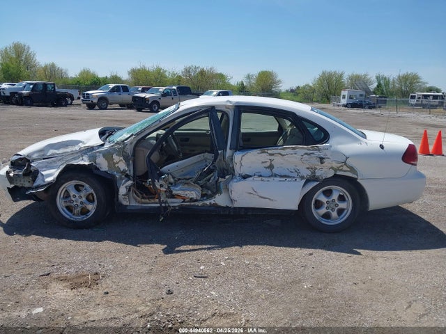Ford Taurus Ses