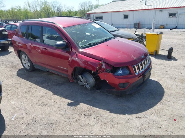 Salvage Jeep Compass Image