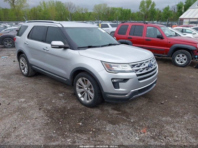 Salvage Ford Explorer Image