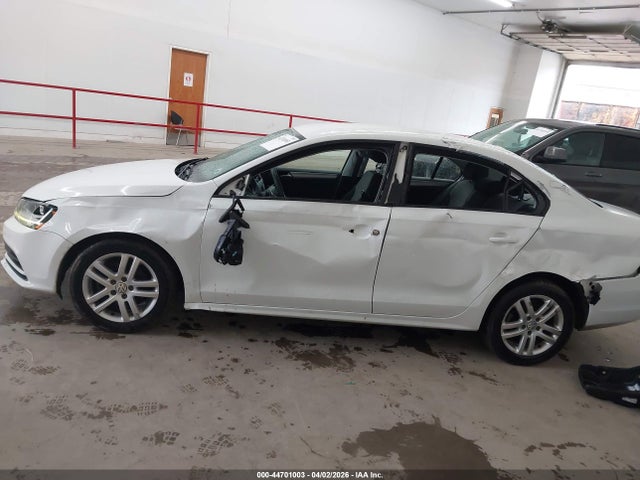 Volkswagen Jetta 1.4t S