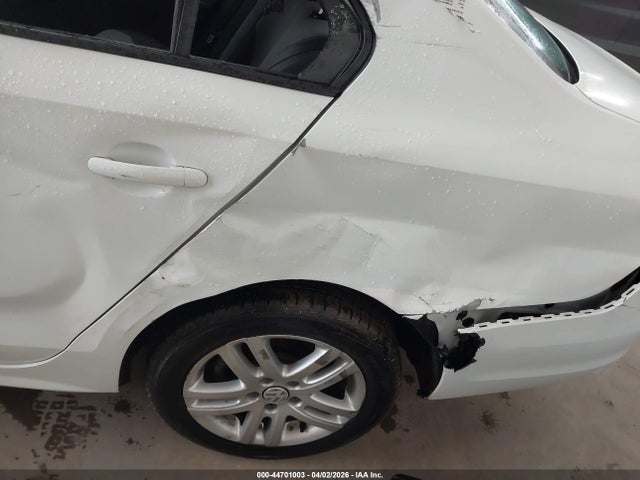 Volkswagen Jetta 1.4t S