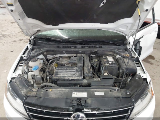 Volkswagen Jetta 1.4t S
