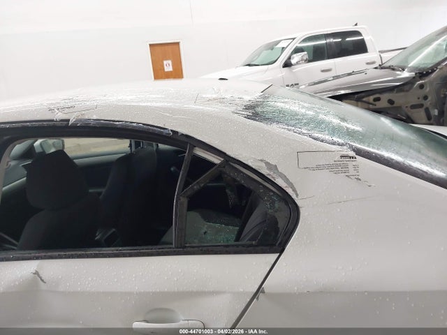 Volkswagen Jetta 1.4t S