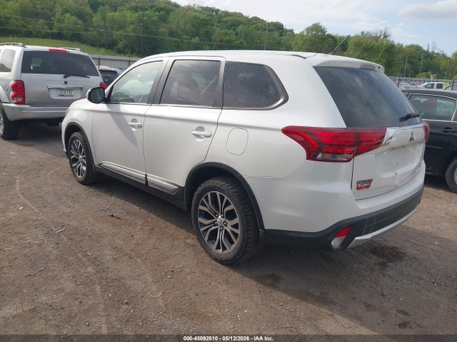Mitsubishi Outlander Se
