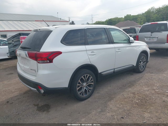 Mitsubishi Outlander Se