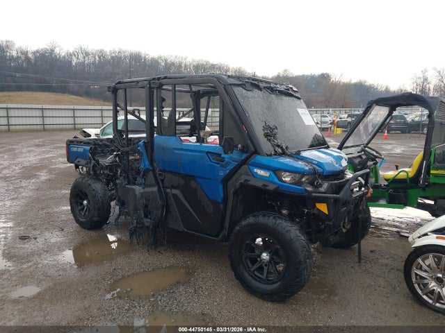 Salvage Can-Am Defender Max Image