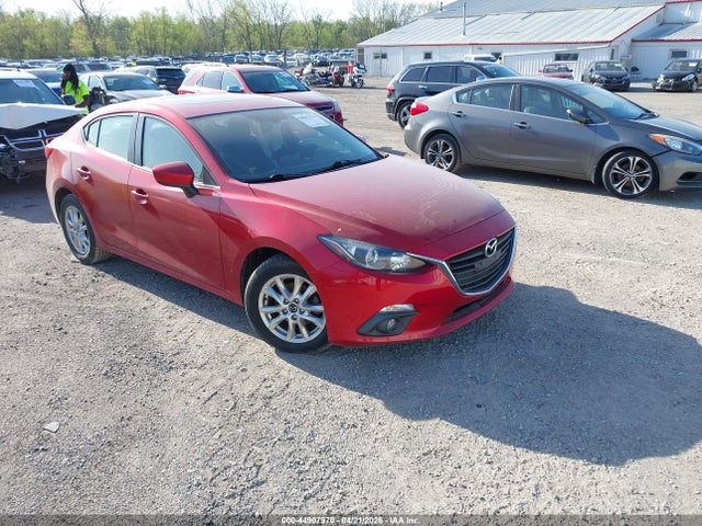 Salvage Mazda Mazda3 Image