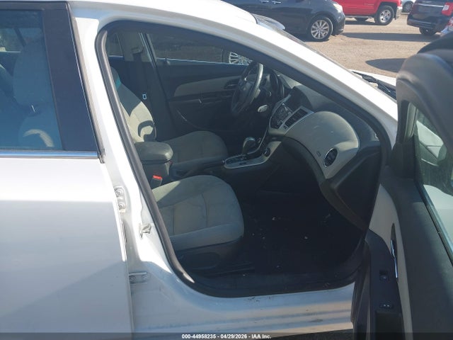 Chevrolet Cruze 1lt Auto