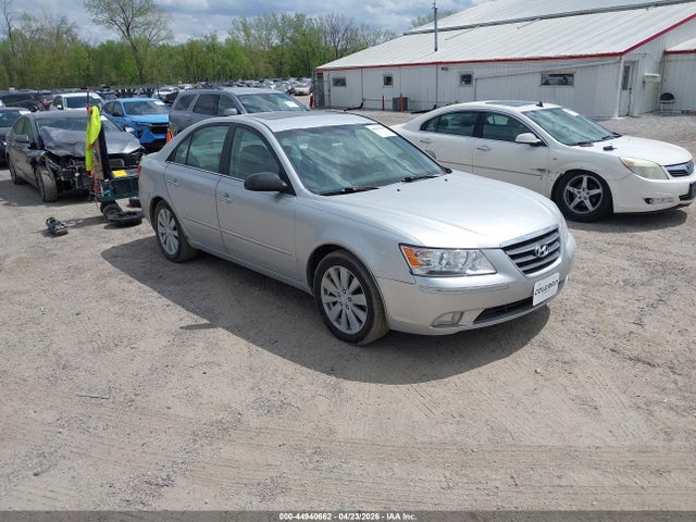 Salvage Hyundai SONATA Image