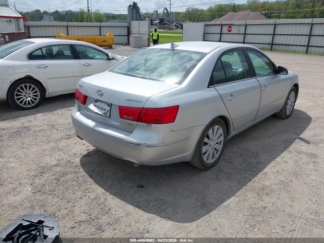 Hyundai SONATA Limited V6