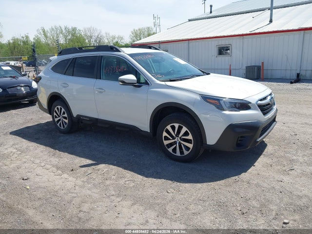Salvage Subaru Outback Image