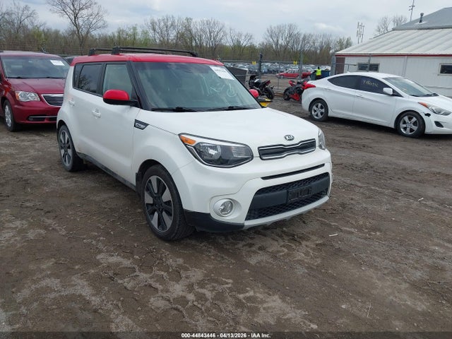 Salvage Kia Soul Image