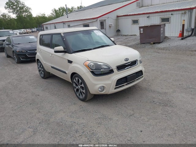 Salvage Kia Soul Image
