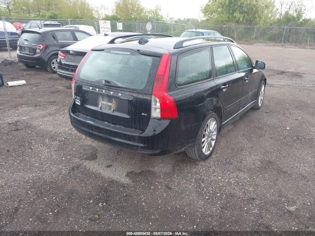 Volvo V50 2.4i