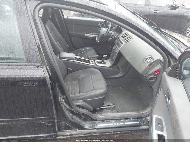 Volvo V50 2.4i