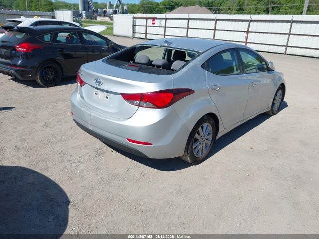 Hyundai ELANTRA Se