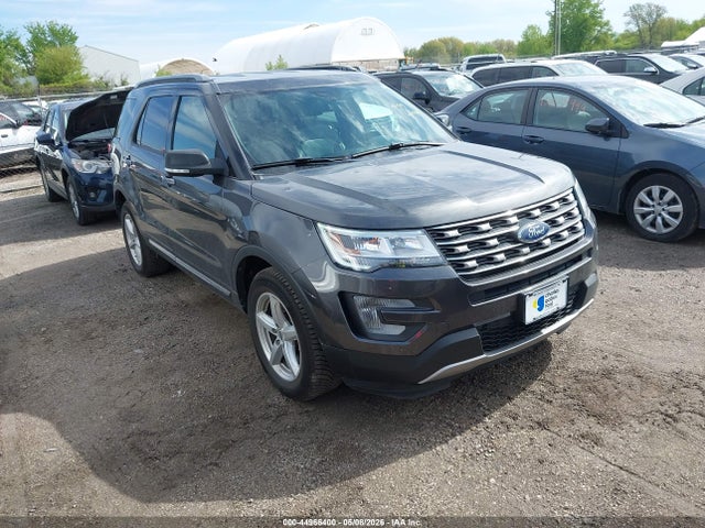 Salvage Ford Explorer Image